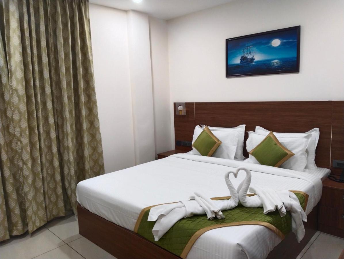 Hotel Seapark Kollam Zewnętrze zdjęcie