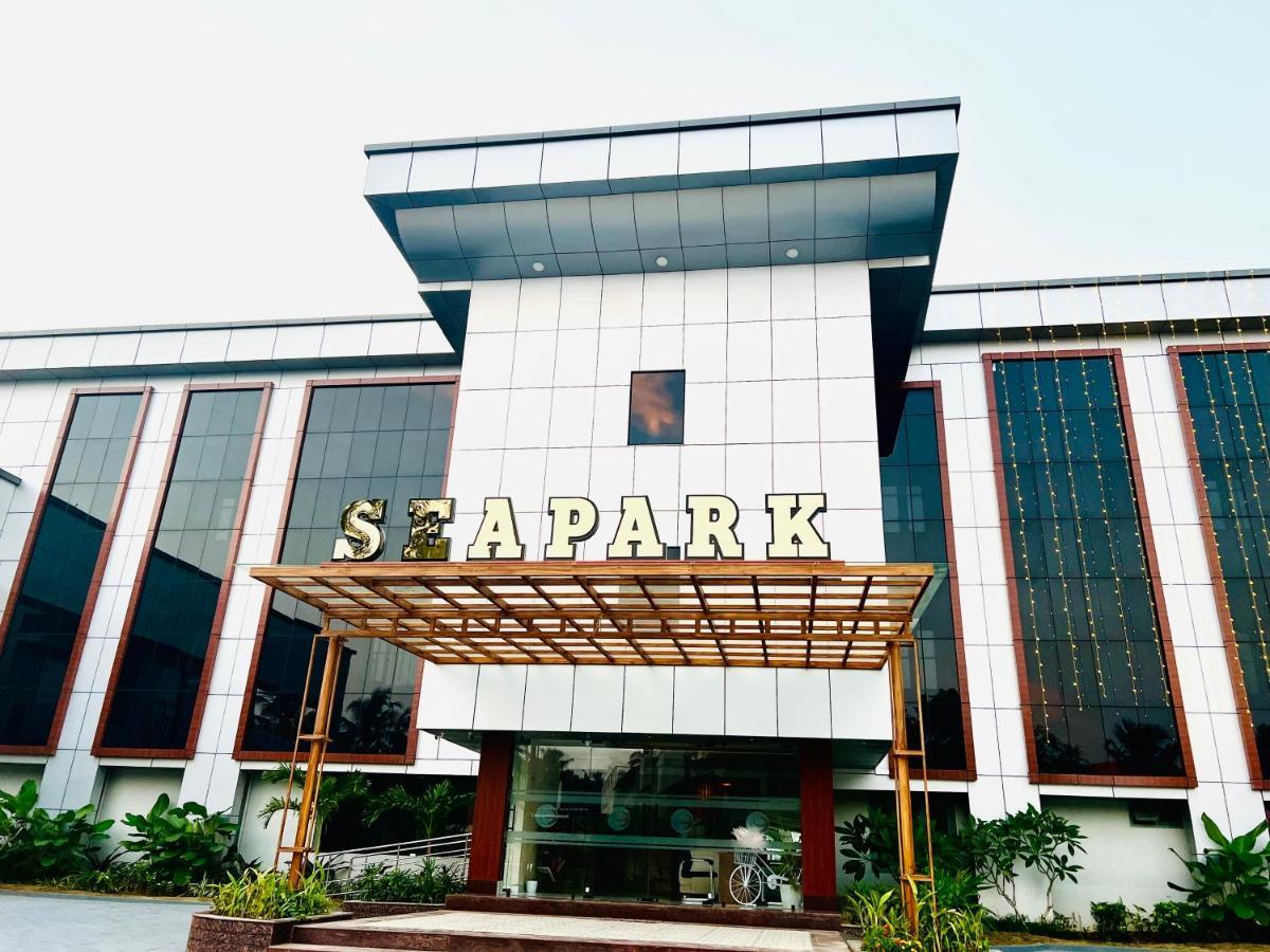 Hotel Seapark Kollam Zewnętrze zdjęcie