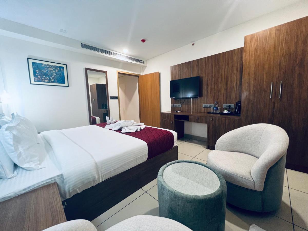 Hotel Seapark Kollam Zewnętrze zdjęcie