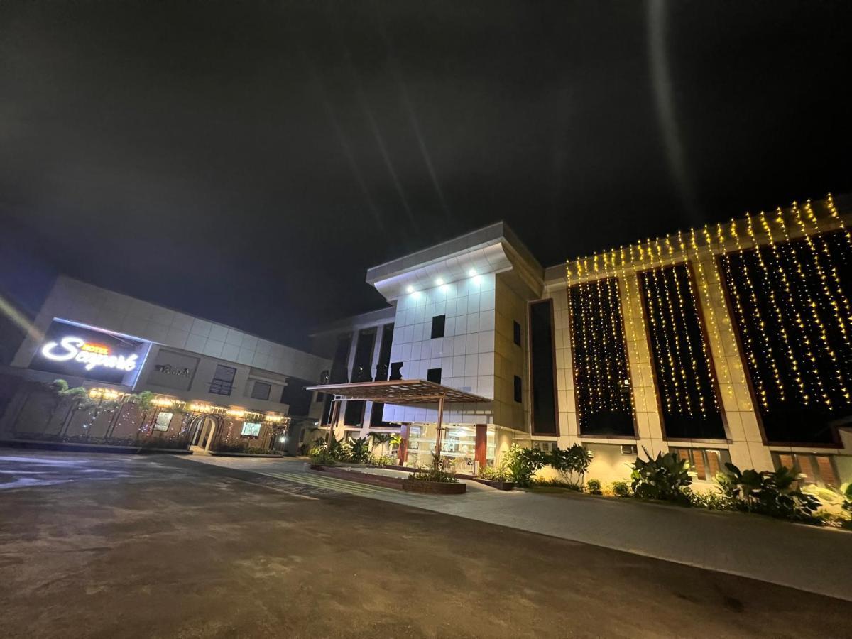 Hotel Seapark Kollam Zewnętrze zdjęcie
