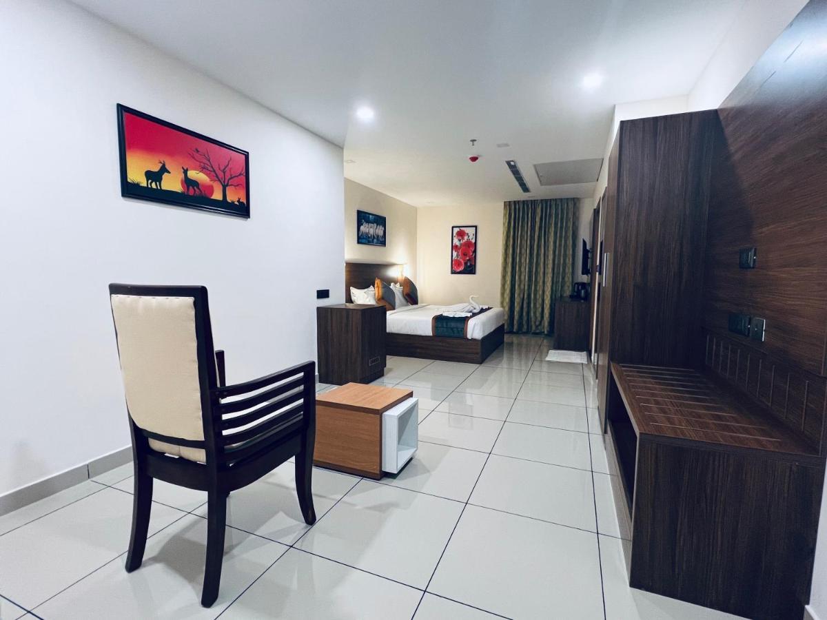 Hotel Seapark Kollam Zewnętrze zdjęcie