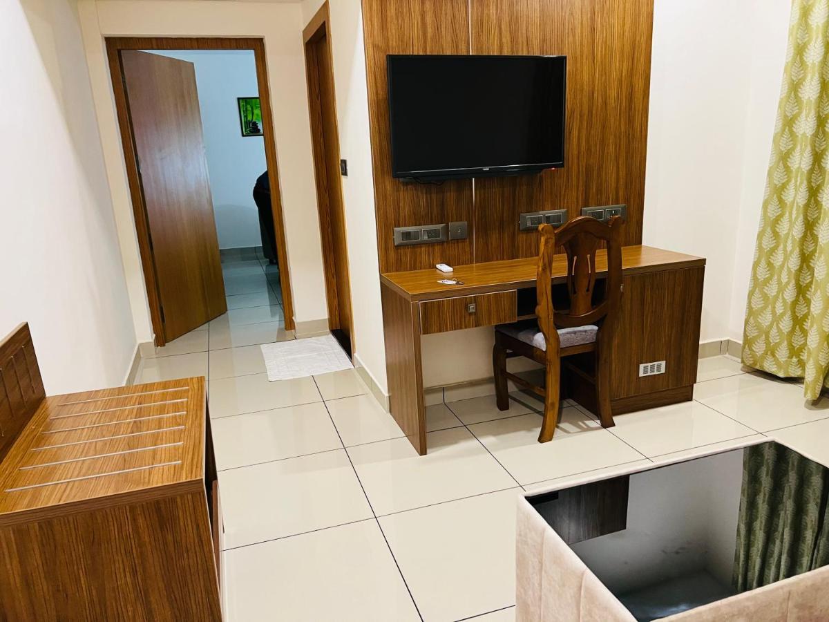 Hotel Seapark Kollam Zewnętrze zdjęcie